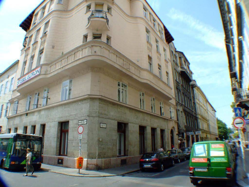 Boomerang * Budapeszt